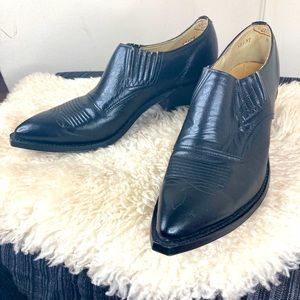 Ankle Cowboy boot Style Black Leather Booties. New
